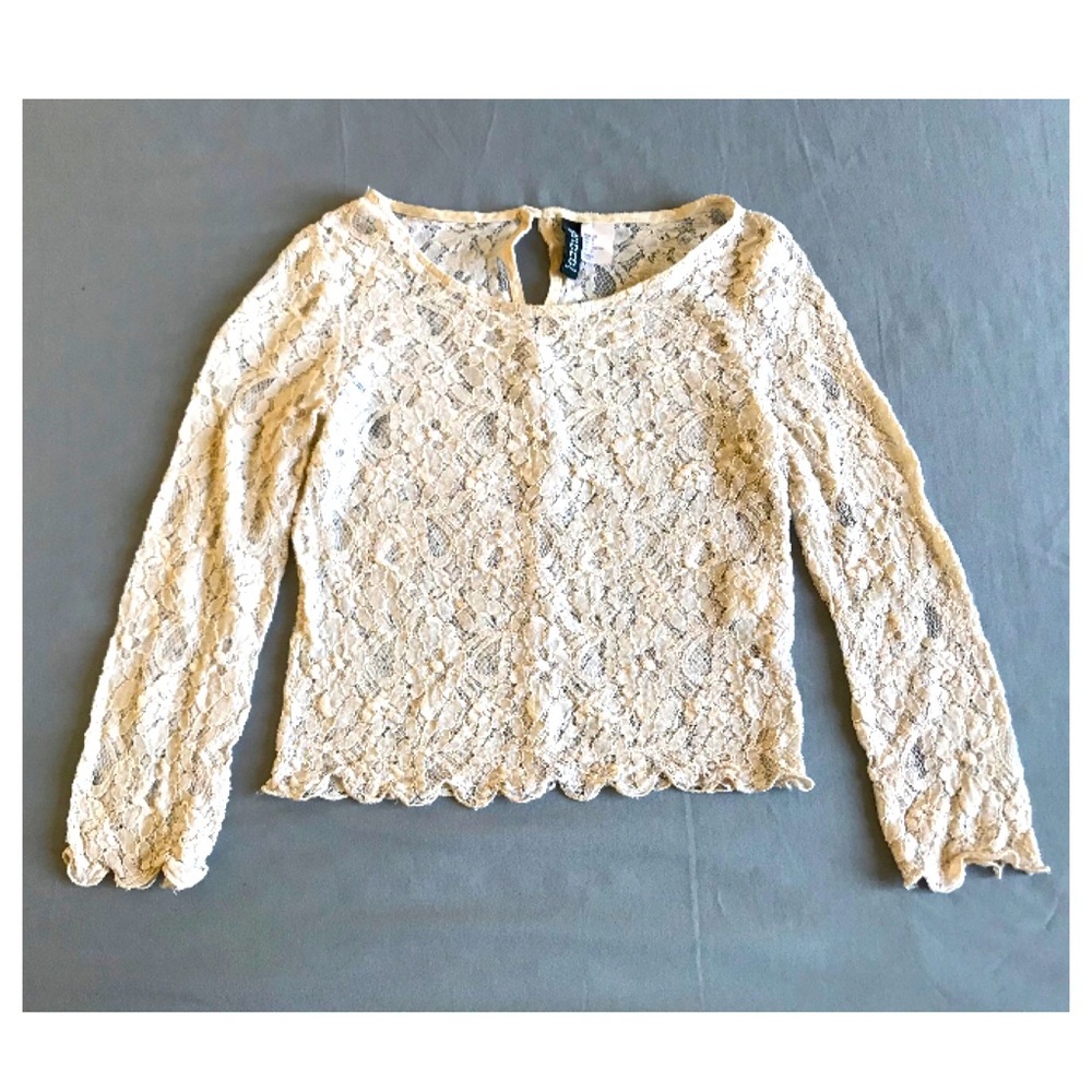 H&M Lace Crop Top